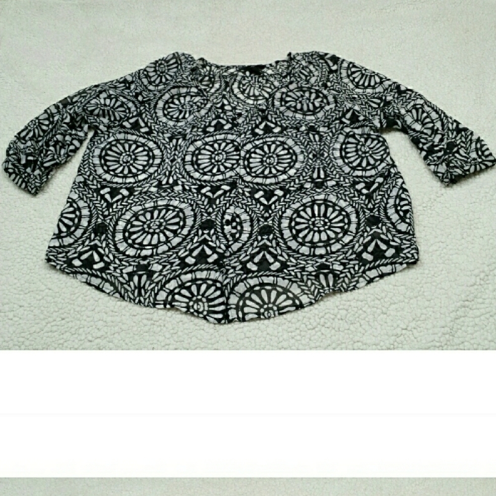 H&M button down sheer blouse 3/4 sleeves s…